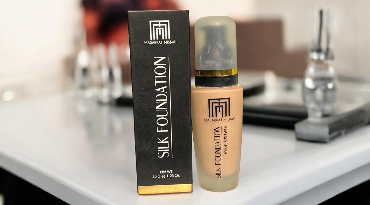 Masarrat Misbah liquid SILK foundation